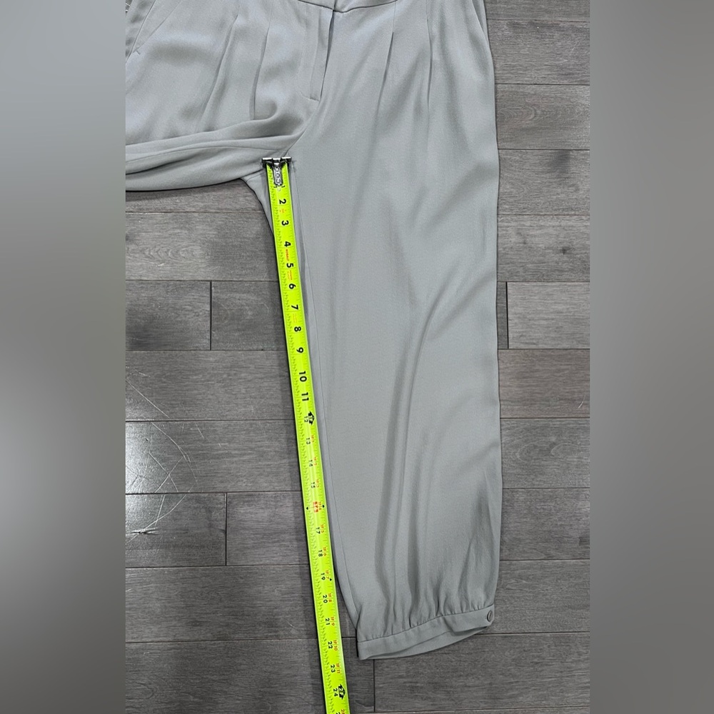 NWOT Eileen Fisher 100% Silk Tapered Cropped Trouser Pant Light Gray XS - Picture 9 of 10